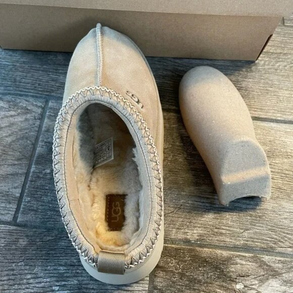 Uggs TaZZ Mustard Seed Women's Size 6-11 US Brand New - Picture 5 of 6